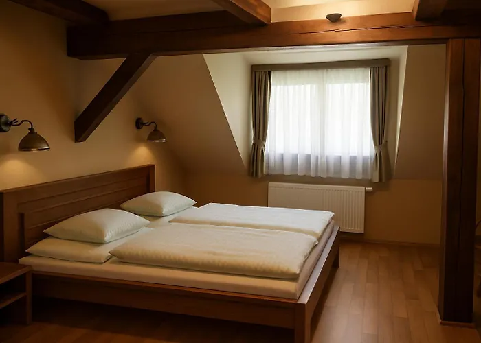Stary Mlyn Szálloda 3*